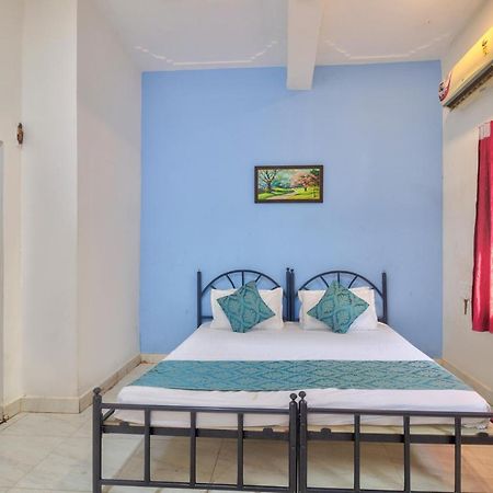 Hotel Walking 2 Beach Calangute Ngoại thất bức ảnh